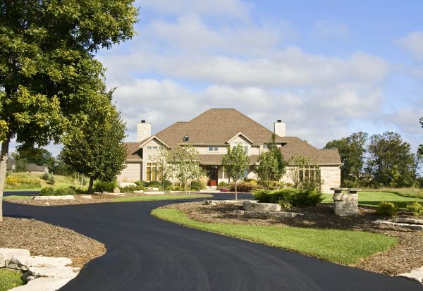 Cost of Paved Driveway Installation in Huntington Station