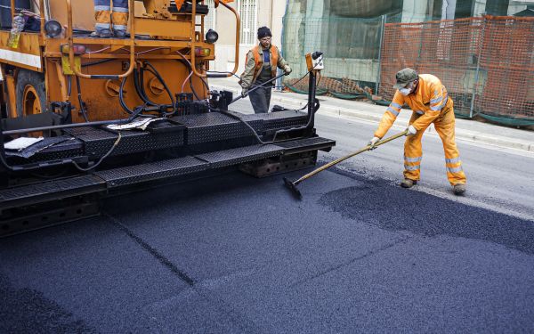 Cost of Asphalt Overlaying in Huntington Station